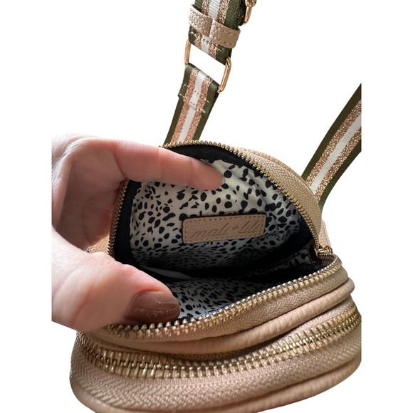 Mali+Lil crossbody phone bag small tan pebbled leather glitter strap - Picture 8 of 13
